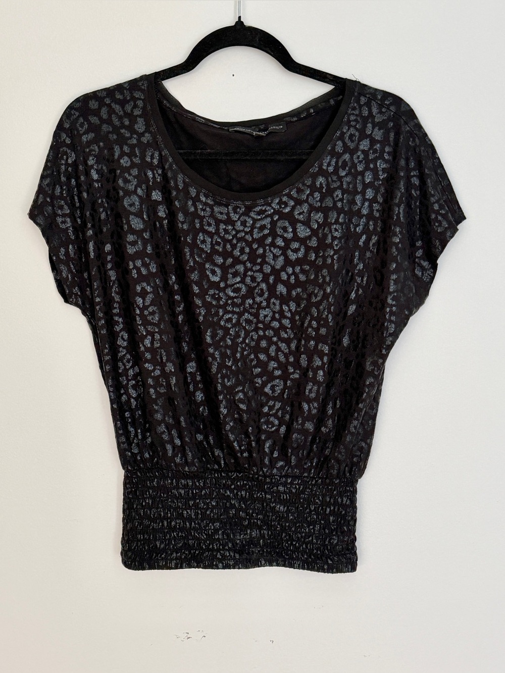 White House Black Market Black Leopard-Print Short Sleeve Shiny Top XS